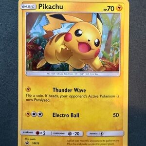 Pikachu Pokémon Trading Card